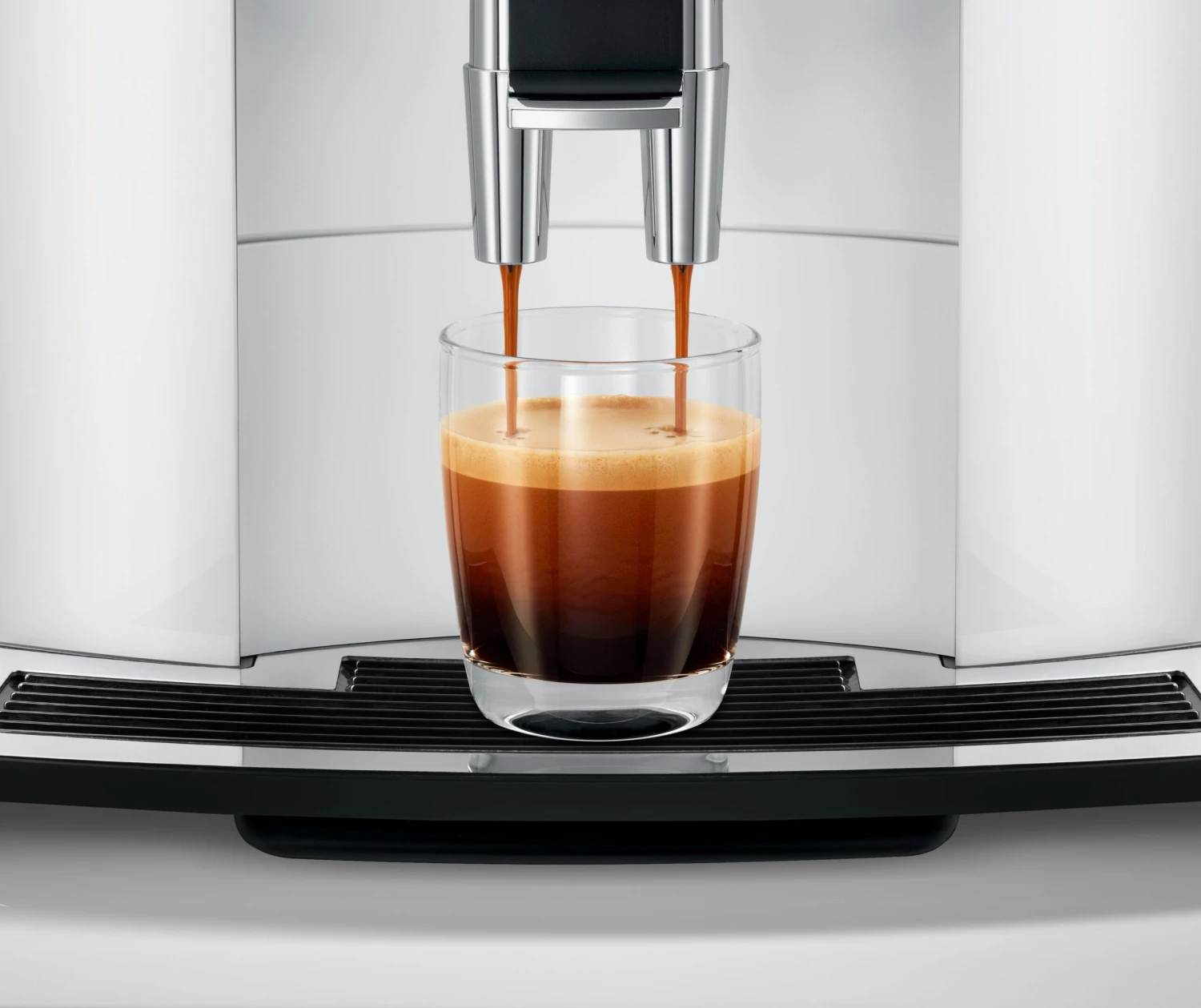 Refurbished JURA E6 Automatic Espresso Machine In Piano White (NAA) 4 Refurbished JURA E6 Automatic Espresso Machine In Piano White (NAA) - Image 4