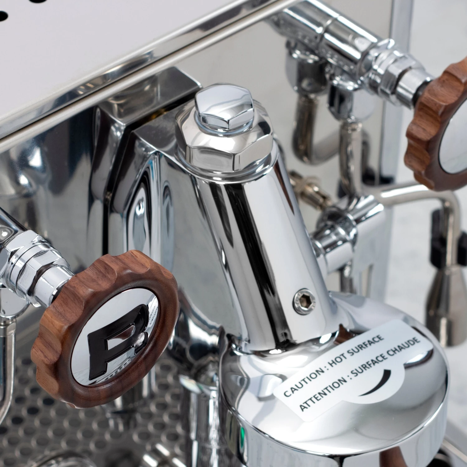 Rocket Espresso Mozzafiato Cronometro V Espresso Machine - Walnut Accents 5 Rocket Espresso Mozzafiato Cronometro V Espresso Machine - Walnut Accents - Image 5