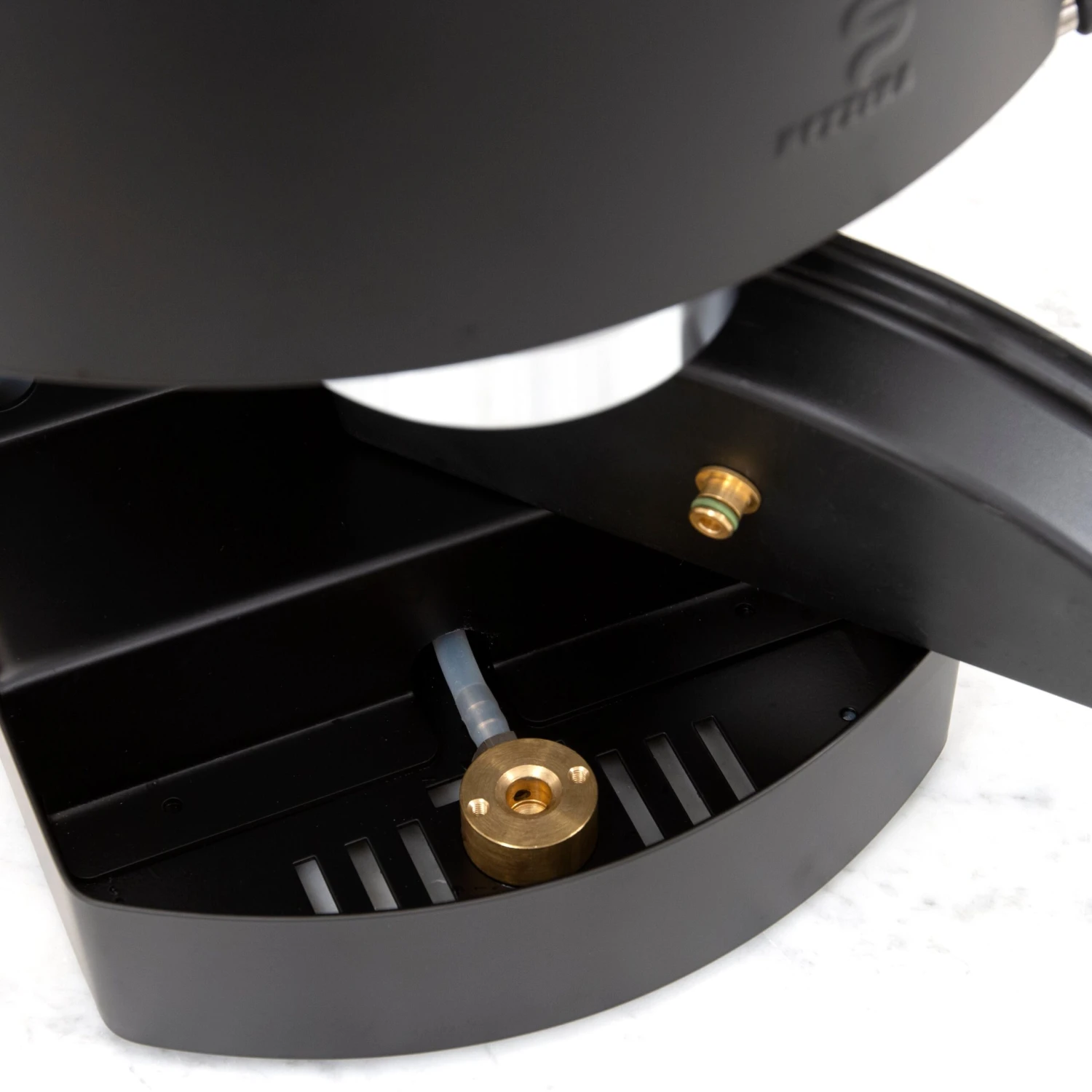 Bezzera New Hobby Espresso Machine In Black 9 Bezzera New Hobby Espresso Machine In Black - Image 9