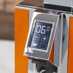 Eureka Mignon Specialita Espresso Grinder In Orange -Coffee Makers Store IMG 6125 2be003b5 2d2f 4d55 a9d3 948c8b5d1bfa