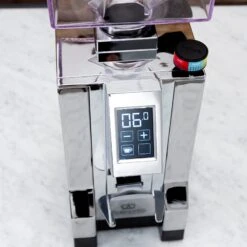 Eureka Mignon Perfetto Coffee Grinder In Chrome -Coffee Makers Store IMG 7126 809651cf 1528 49cc 8298 bcfbd7d1d0a0