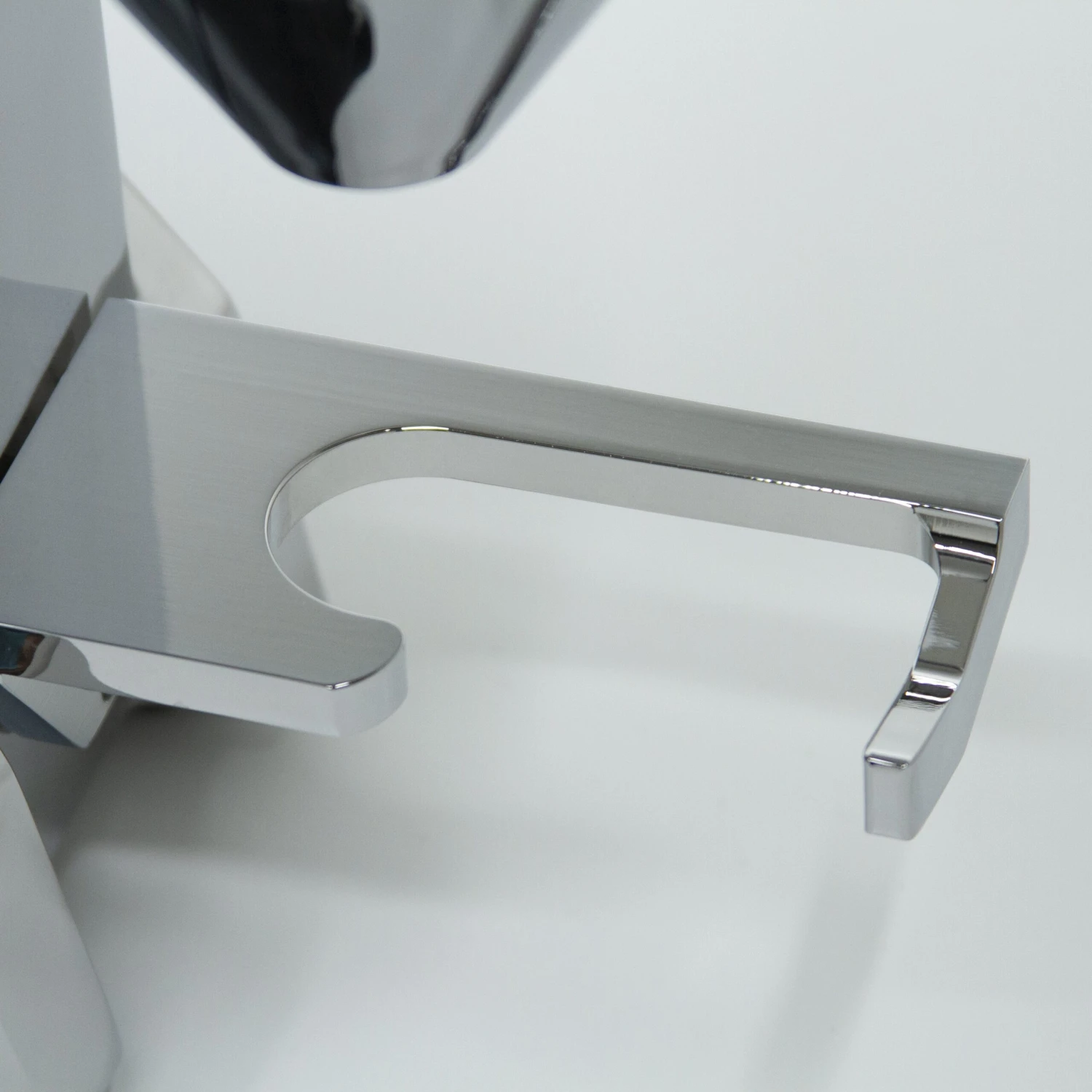 Rocket Espresso Macinatore FAUSTO Grinder In Chrome 5 Rocket Espresso Macinatore FAUSTO Grinder In Chrome - Image 5