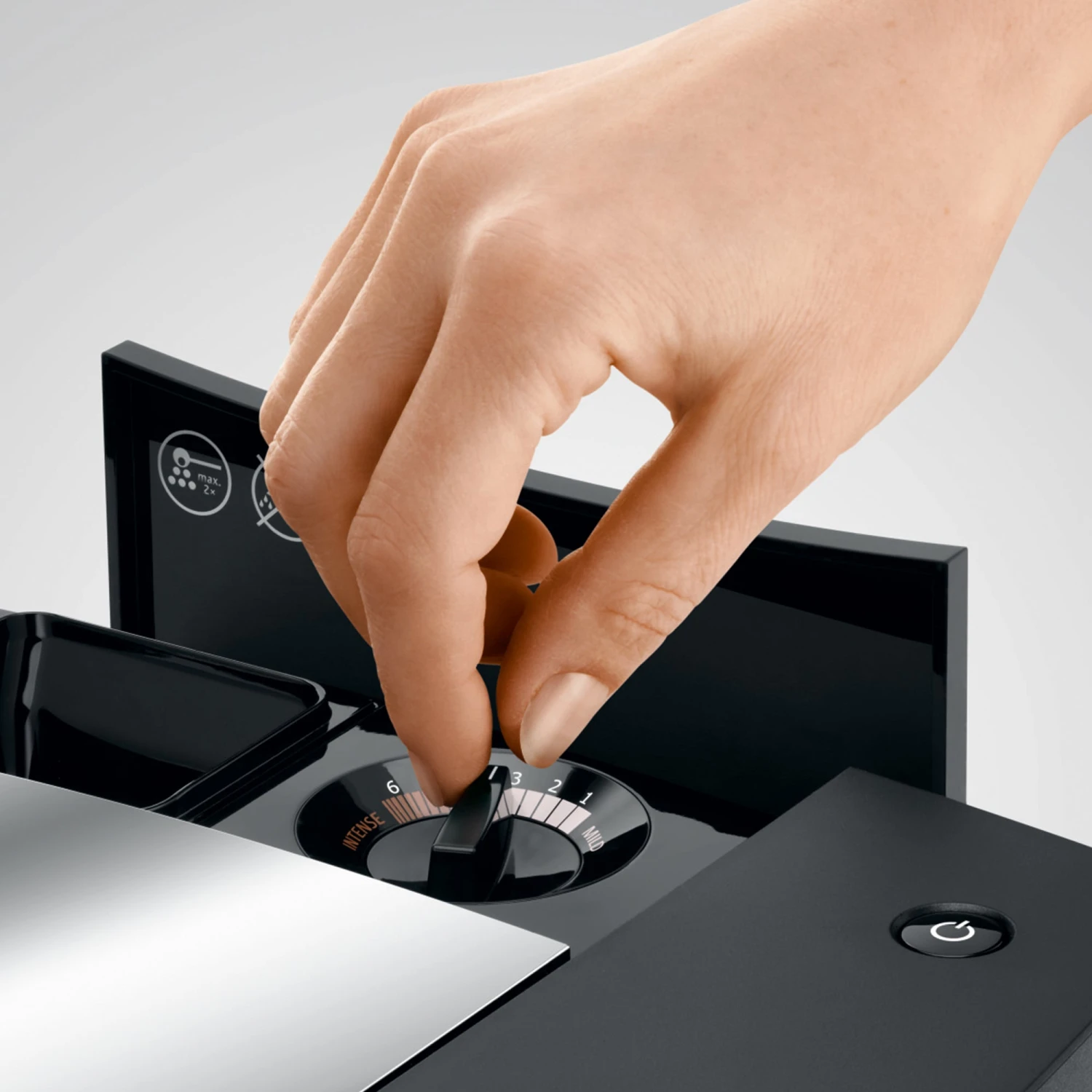 JURA J8 Super-Automatic Espresso Machine - Piano Black 14 JURA J8 Super-Automatic Espresso Machine - Piano Black - Image 14