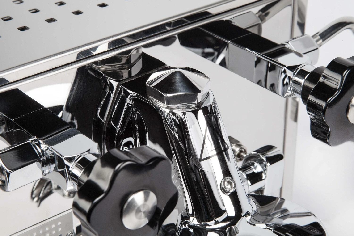 Profitec Pro 600 Dual Boiler Espresso Machine - Maple Birdseye 8 Profitec Pro 600 Dual Boiler Espresso Machine - Maple Birdseye - Image 8